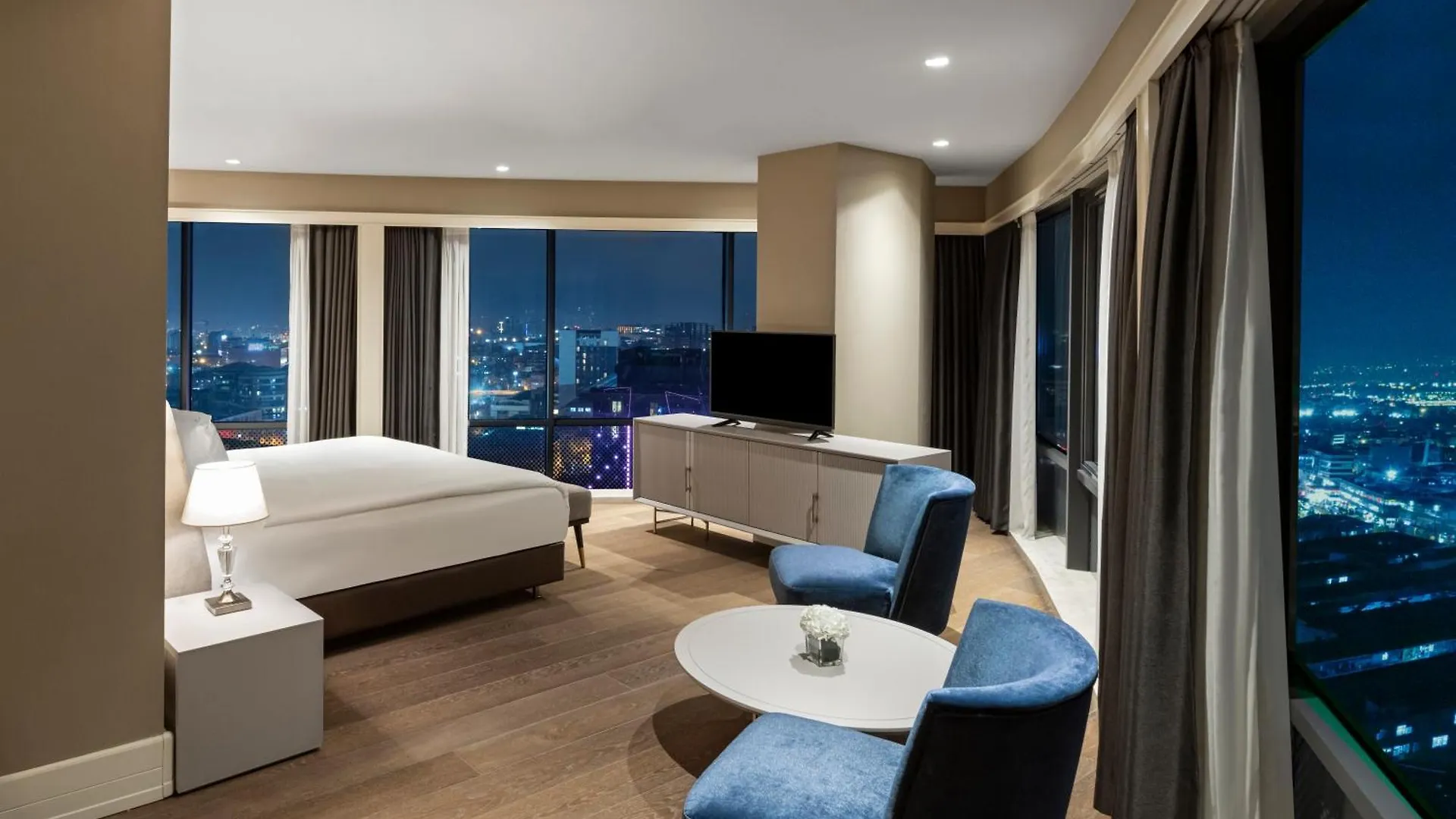 *****  Windsor Hotel & Convention Center Istanbul Turkey